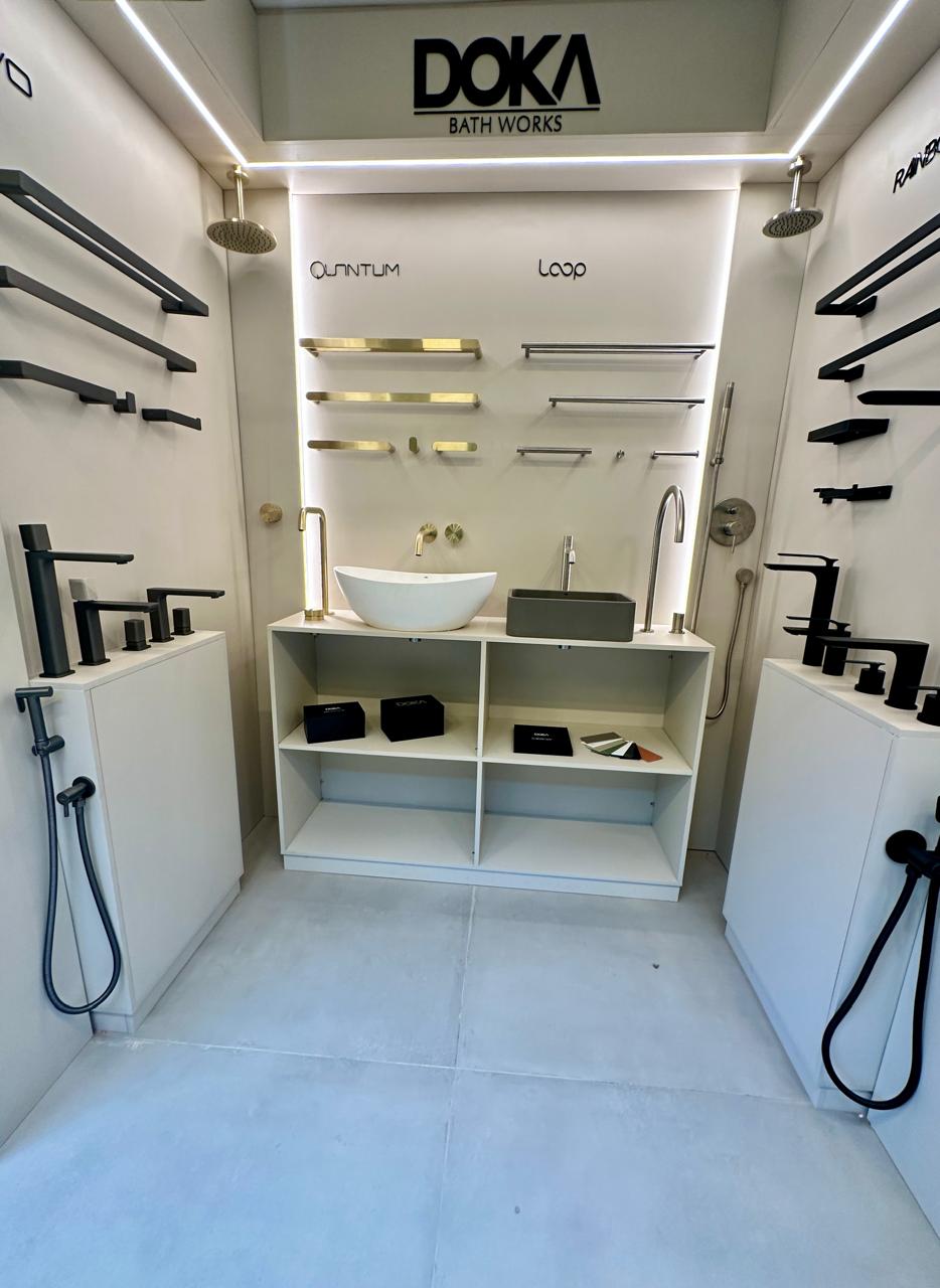 Expositor DOKA Bath Works